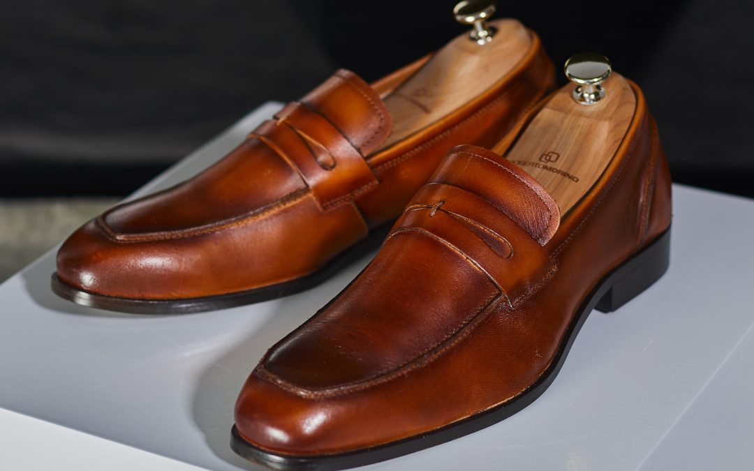 Sleek and Stylish Casual/Winter Men’s Shoes