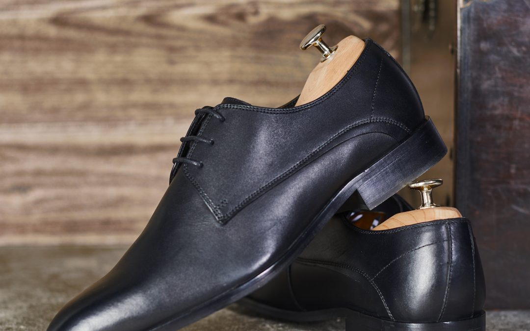 Find the black formal shoes for men